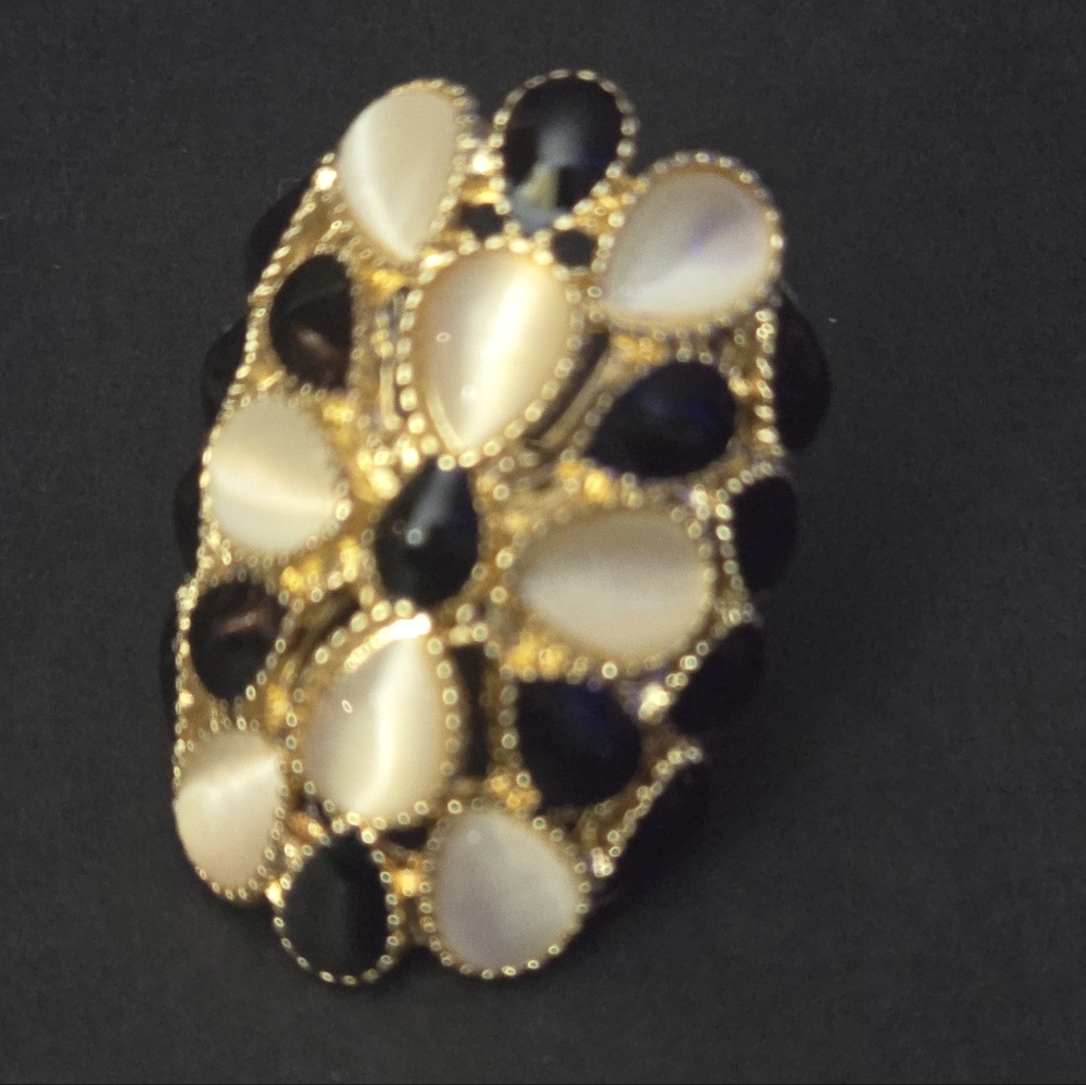 Oversized Bling Ring Vintage Glam Ring
